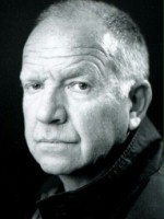 Tom Chadbon