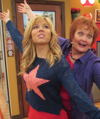 Jennette And Maree Sam And Cat Wiki Fandom