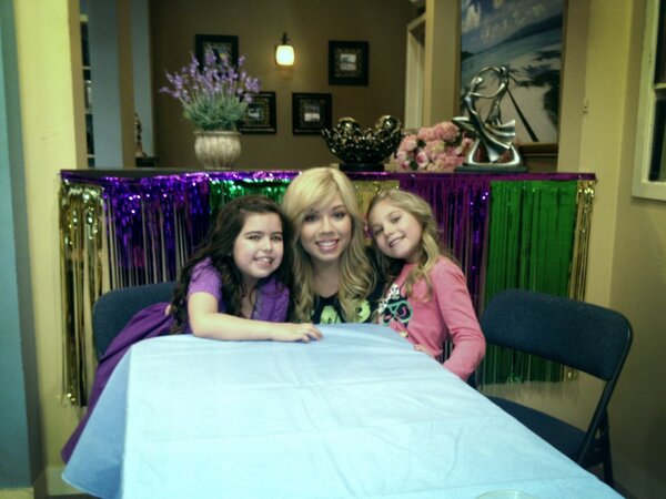 Gallerysophia Grace And Rosie Sam And Cat Wiki Fandom Powered By Wikia 0866