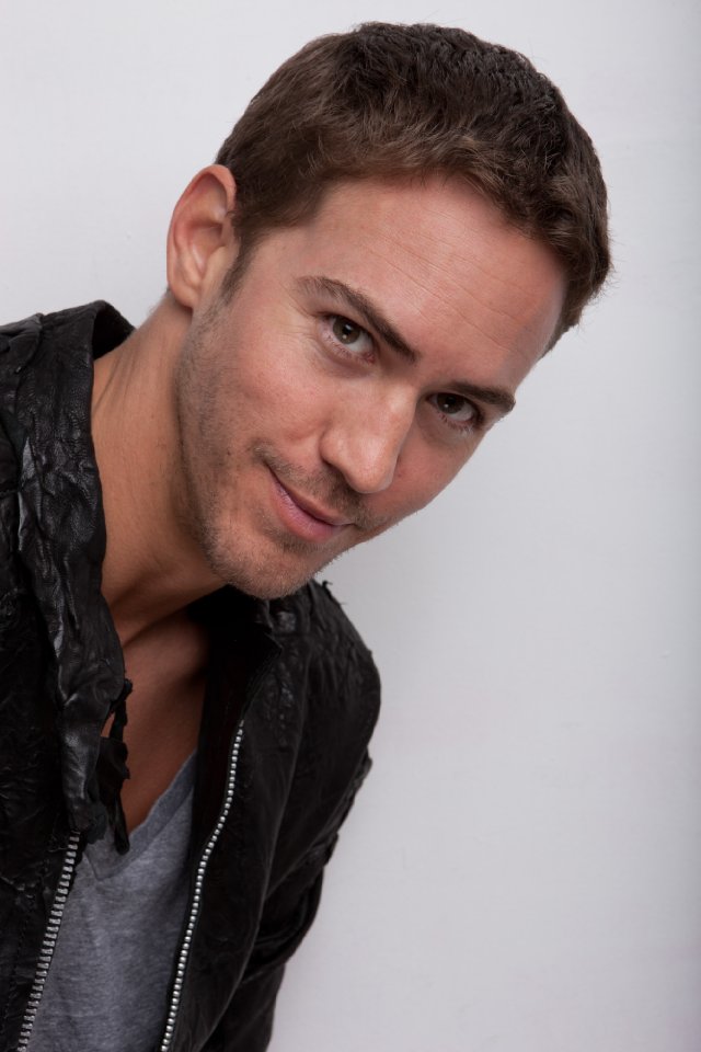 Using hot dog for anal play