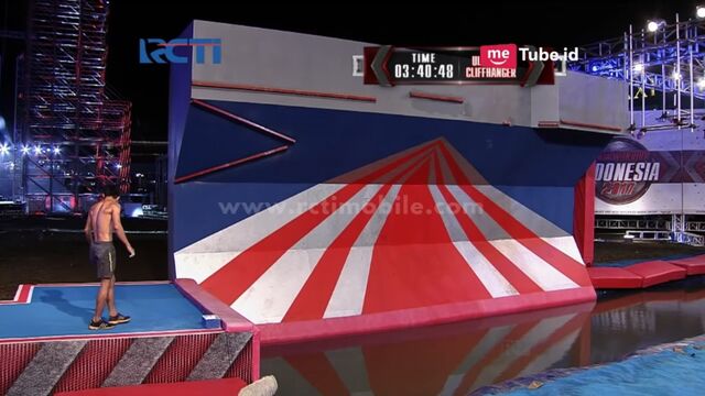 File:SNWI2017 Ultimate Cliffhanger.jpg