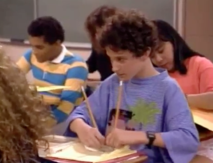 Uncover The Life Of Screech Saved By The Bell A Nostalgic Dive Into The Iconic Character - j7hgw3s