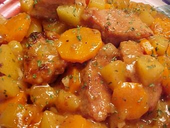 Ragout De Cotelettes De Porc Wikia Saveurs Du Monde Fandom