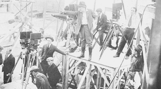 Cecil b de mille directing