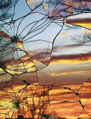 Mirror-Broken-01-goog