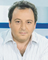 TV-Presenters-Kampourakis-goog