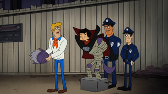 Wayne Into The Mouth Of Madcap Scoobypedia Fandom