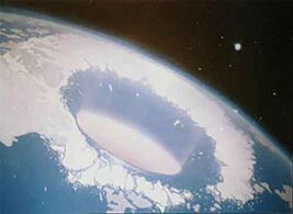 Hollow-earth-pole