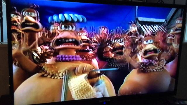 File:Chickens freaking out from Chicken Run preview.jpg