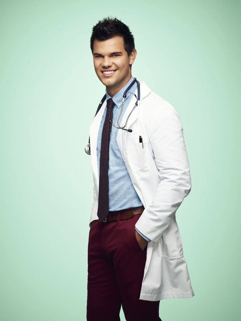 Image Cassidy Portrait 3.jpg Scream Queens Wiki FANDOM powered by