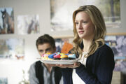 9x11 Lucy with cupcakes