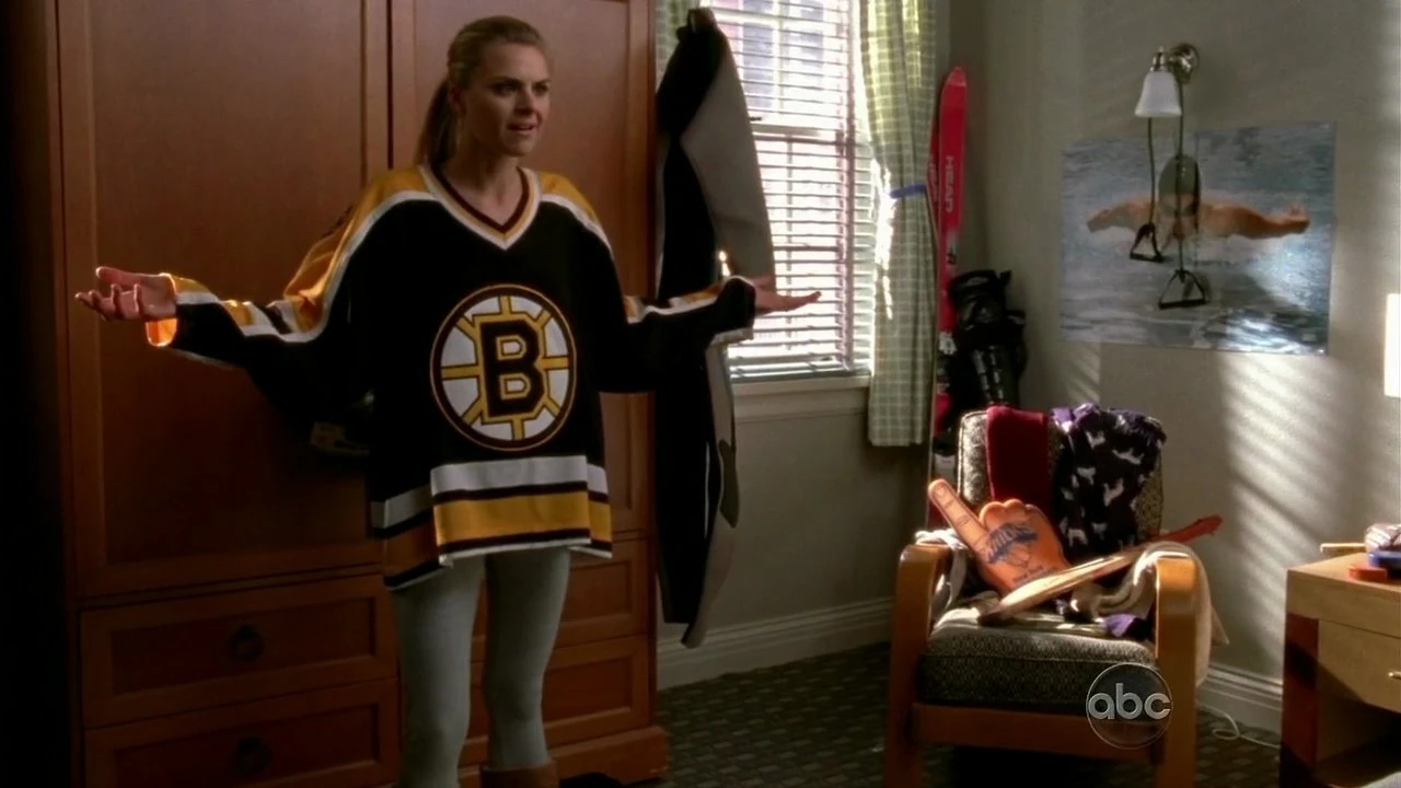 Image 9x7 Denise non sexy outfit.jpg Scrubs Wiki FANDOM powered