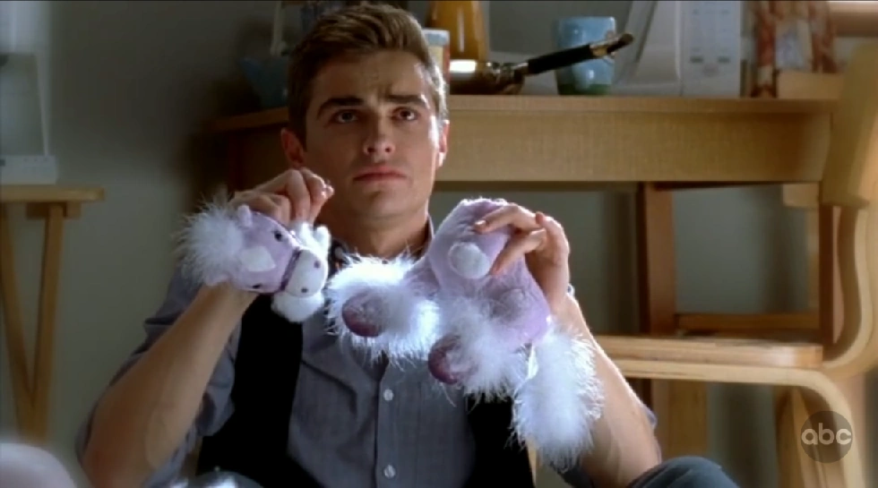 Image 9x13 Cole with horse.png Scrubs Wiki FANDOM powered by Wikia