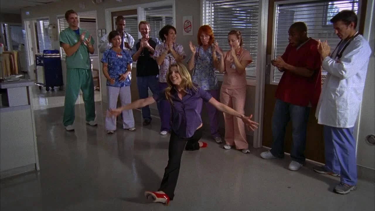 Bild 8.12 Elliots Spagat.jpg ScrubsWiki FANDOM powered by Wikia