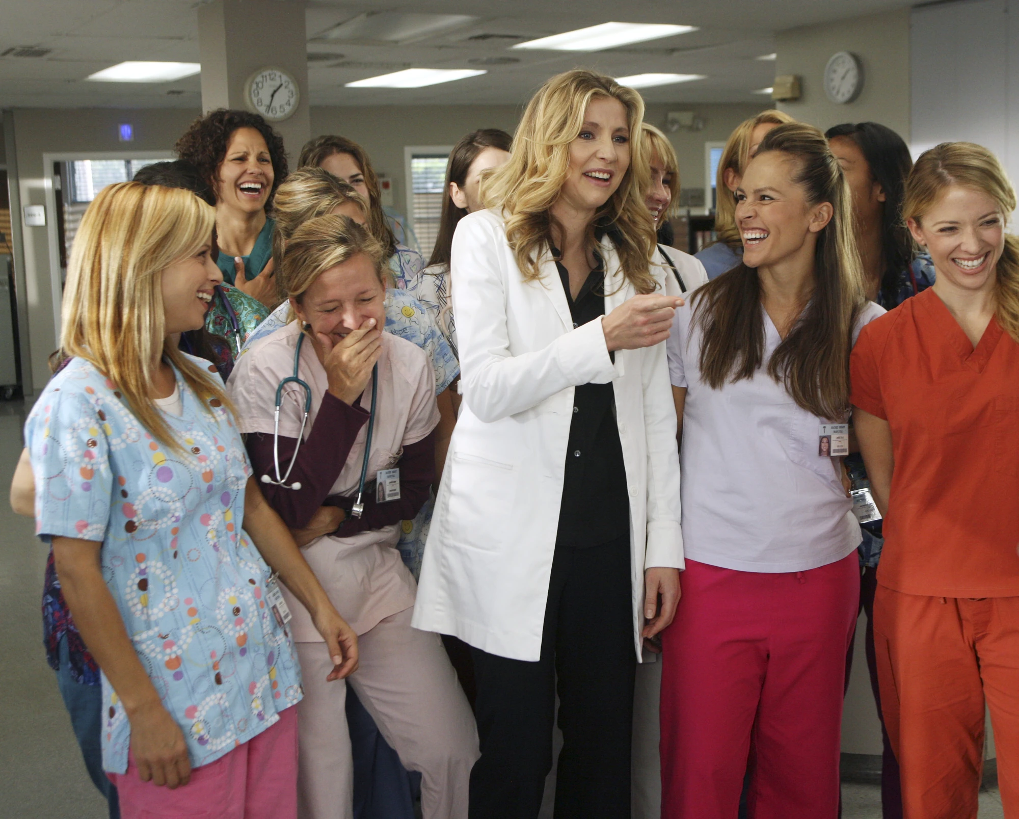 Image 7x3 Elliot nurses laugh.jpg Scrubs Wiki FANDOM powered by Wikia