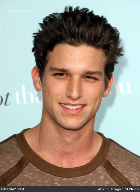 Discovering The Versatile Talent Of Daren Kagasoff An Ultimate Guide - xdmx338
