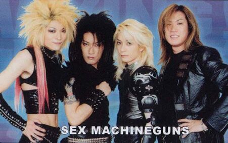 MACHINEGUNS-0