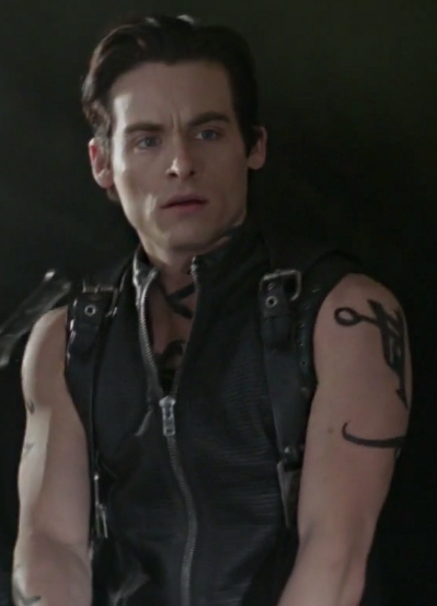 Resultat d'imatges de alec lightwood peli