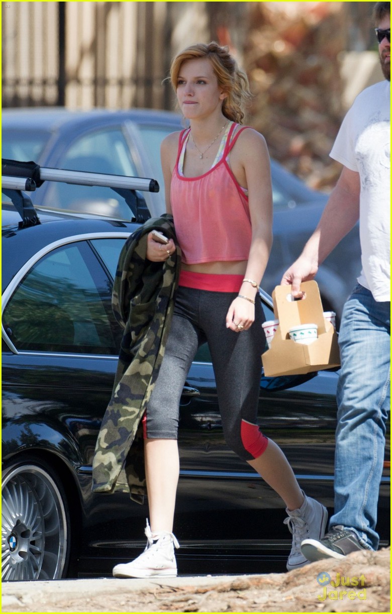 Image - Bella-thorne-mostly-ghostly-set-ryan-ochoa-01.jpg | Shake It Up