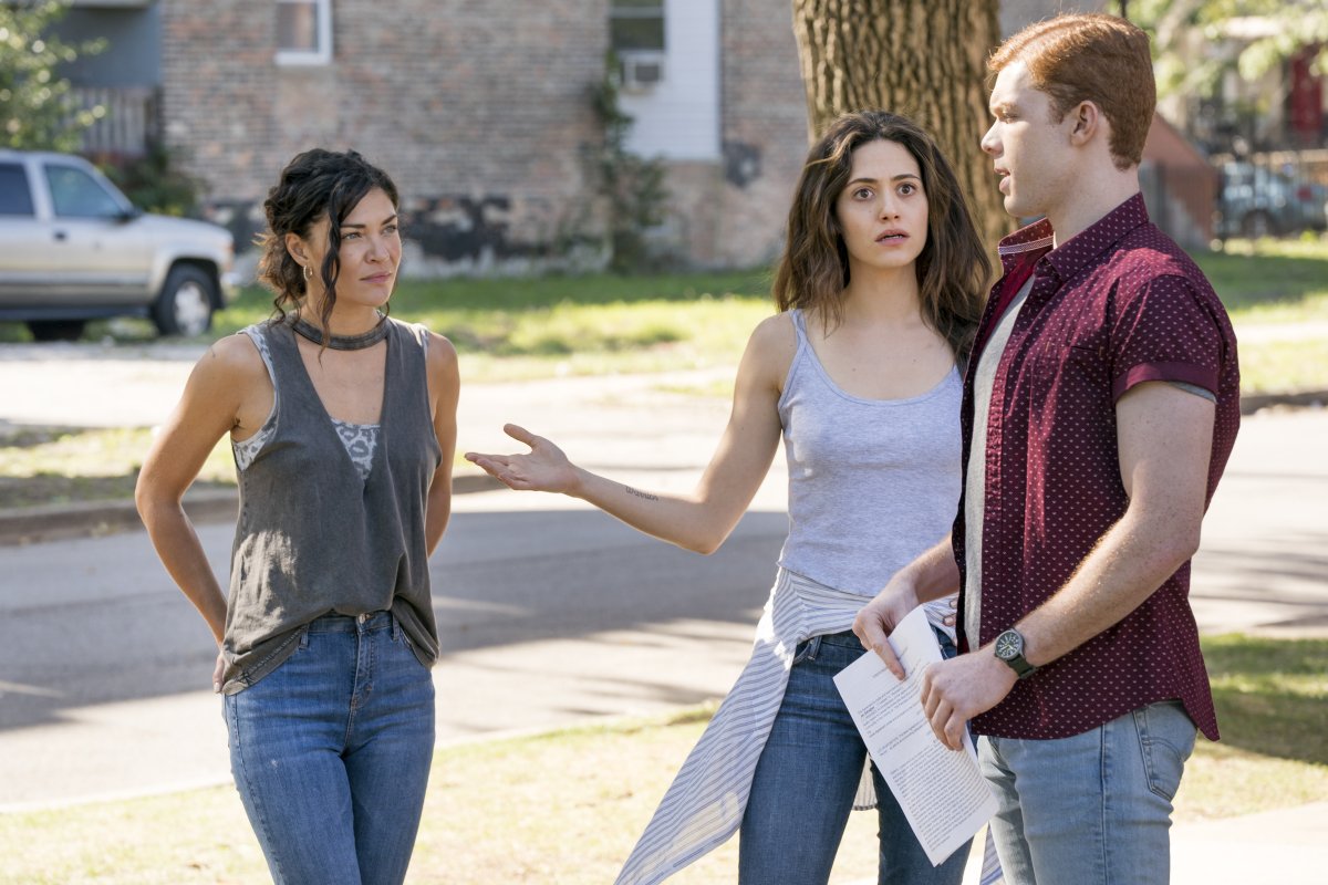 How Old is Fiona on Shameless Season 1? Unveiling the Age of a Key Character