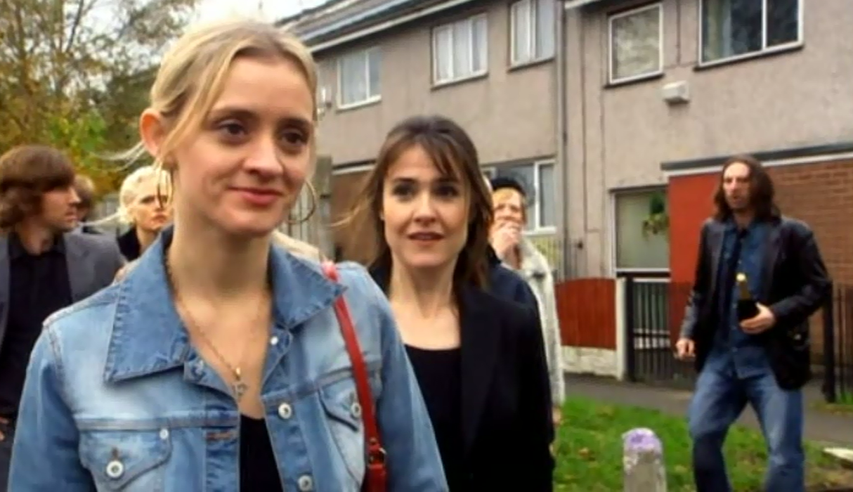 Sister, Sister | Shameless Wiki | FANDOM powered by Wikia