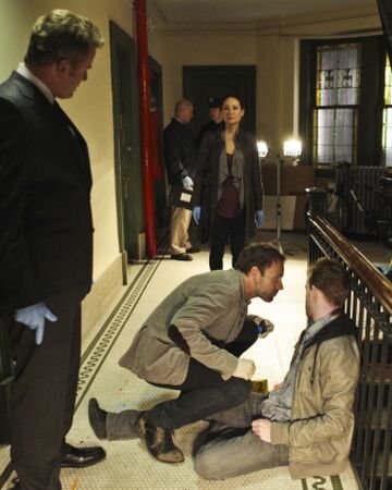 In Timp Ce Tu Dormeai Sherlock Community Fandom