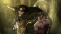 Levi rescata a Eren
