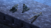 Reiner, Bertolt et Ymir se reposent après l'affrontement