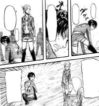 Reiner möchte, dass Annie gegen Eren kämpft
