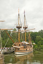 180px-JamestownShips