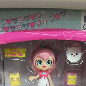 lucy smoothie shoppie doll