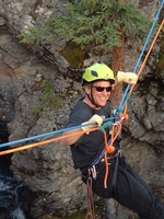 Photo-jed-climbing