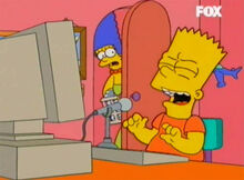 Marge espia bart computador malvado