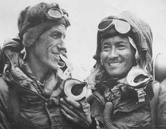 Everest 3