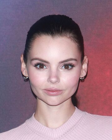 Eline Powell Siren Wiki Fandom