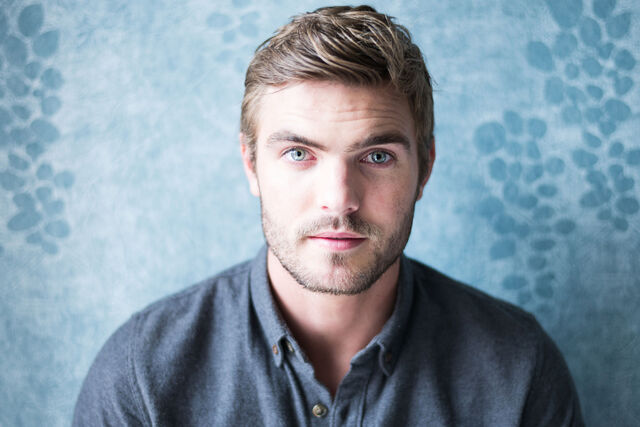 File:AlexRoe3.jpeg