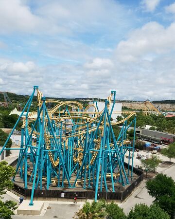 Poltergeist Six Flags Wiki Fandom