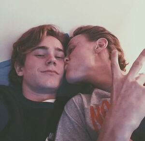 Even and Isak | Skam Wiki | Fandom