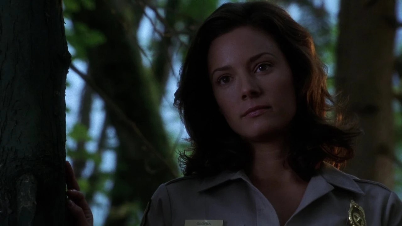 Gloria | Smallville Wiki | FANDOM powered by Wikia