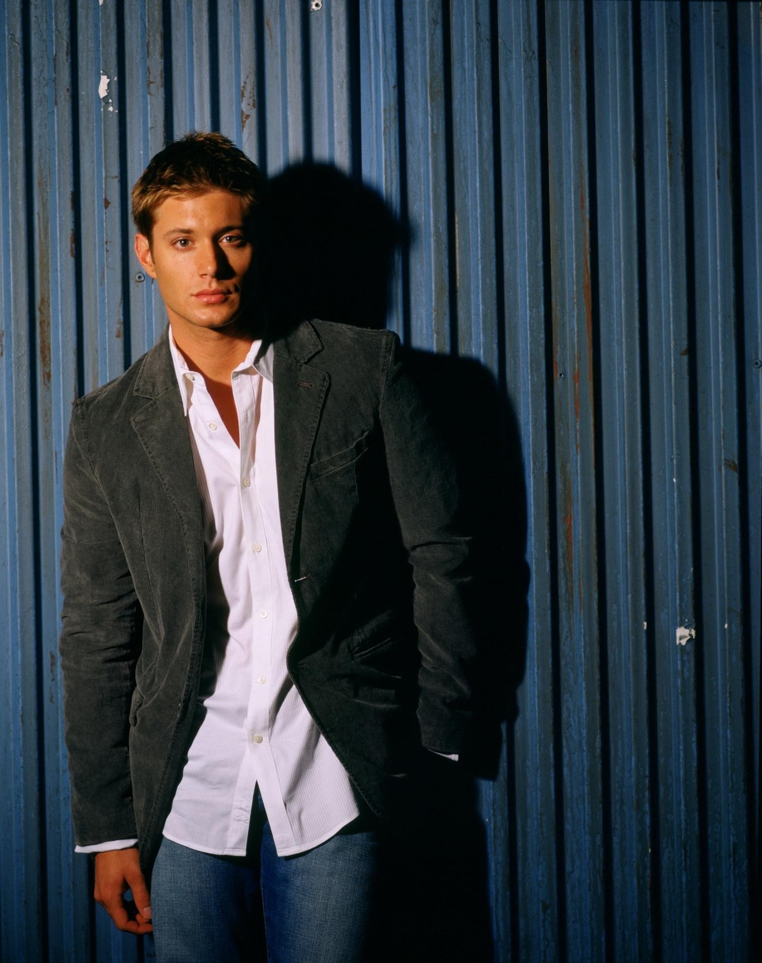 Jensen ackles фото