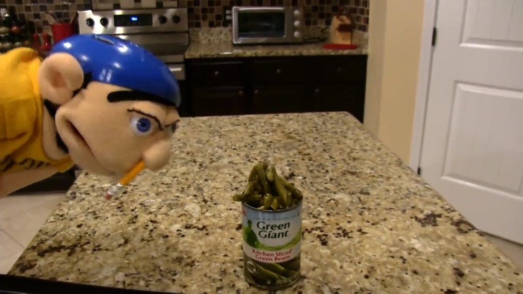 Image Jeffy hates greenbeans.png SuperMarioLogan Wiki FANDOM