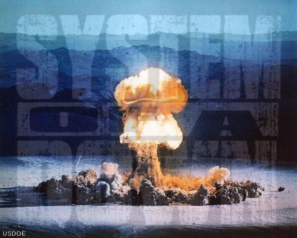 Archivo:System of a down Explocion nuclear.jpg