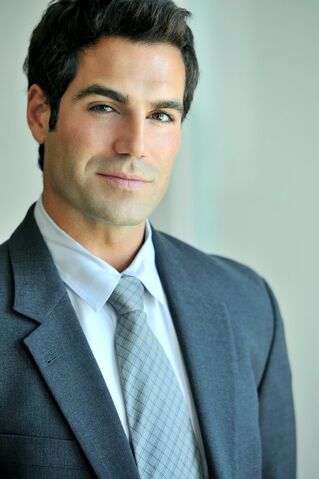 File:Jordi Vilasuso.jpg