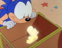 Sonic with invisible emerald