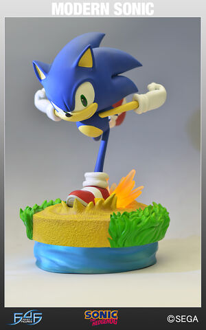 File:Modern Sonic First4Figs Statue.jpg