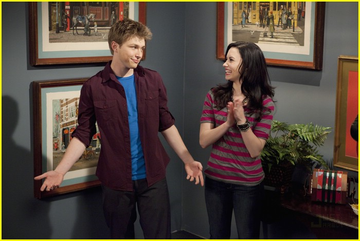 Sonny with a chance chad and sonny dating BIG SHOTS