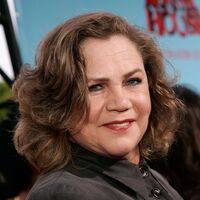 Kathleen Turner Sony Pictures Entertaiment Wiki Fandom