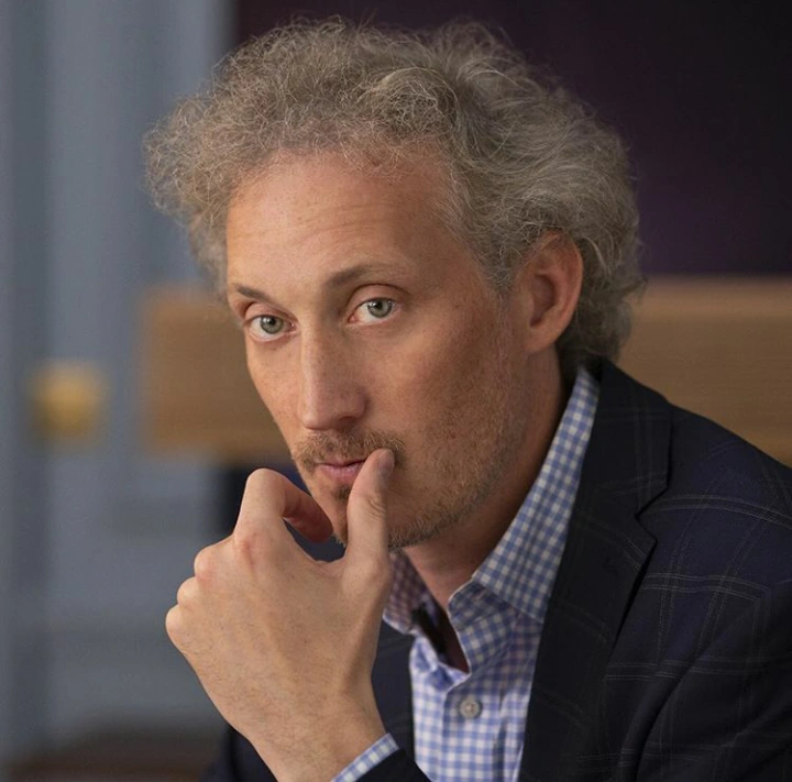 Luc | Emily in Paris Wiki | Fandom