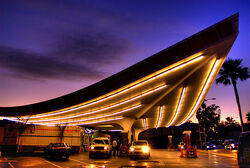 Googie4