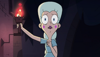 S4E15 Moon Butterfly picking up a wall torch